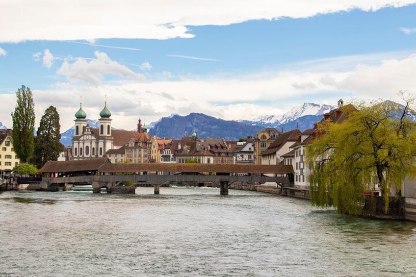 Exclusive Private Guided Tour through the History of Lucerne with a Local