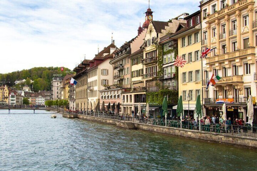 Exclusive Private Guided Tour through the History of Lucerne with a Local