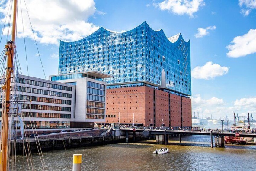 Walk through the Architectural Wonders of Hamburg with a Local