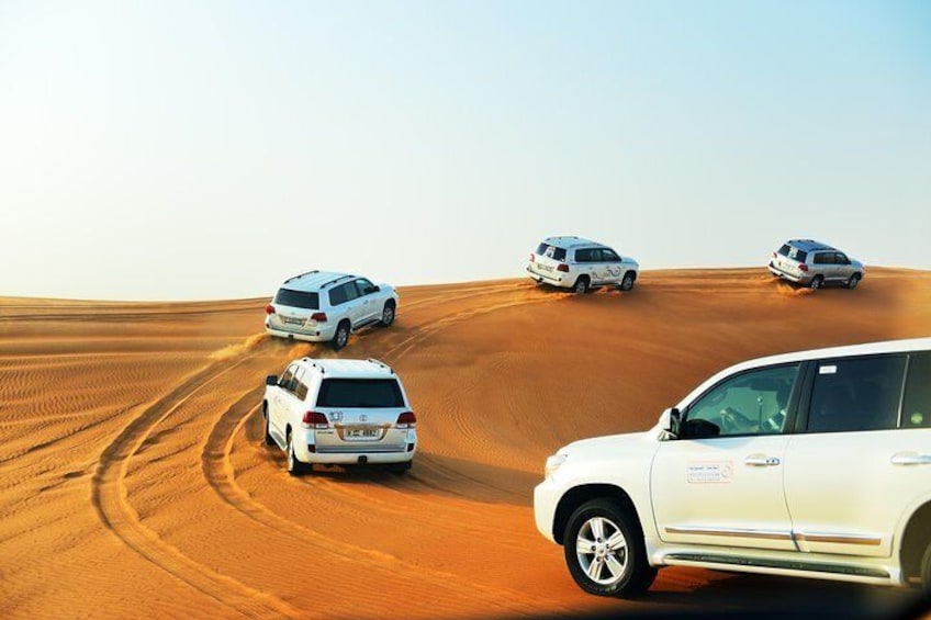 Ras Al-Khaimah: Desert Safari Fun & Adventure Trip with Dinner