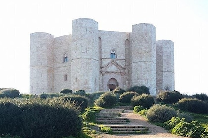 Castles of Puglia Day Trip from Bari