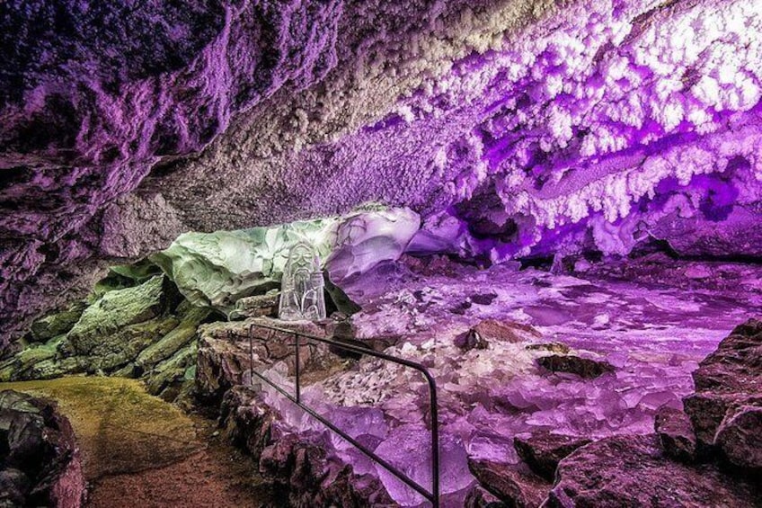 Private Visit to unique monument of nature - Kungur Ice Cave