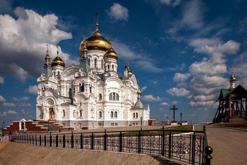 Private Tour: Expand the history of the Belogorsk Monastery "Ural Athos"
