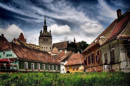 2-Day Small-Group Tour to Dracula's Castle, Rasnov Fortress, Peles Castle, ...
