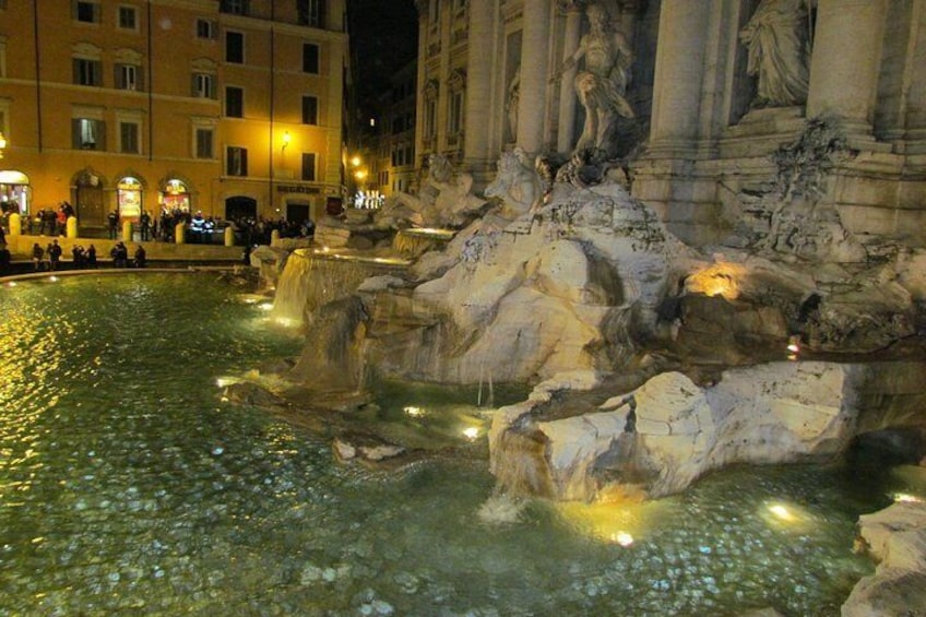 Trevi Fountain by night