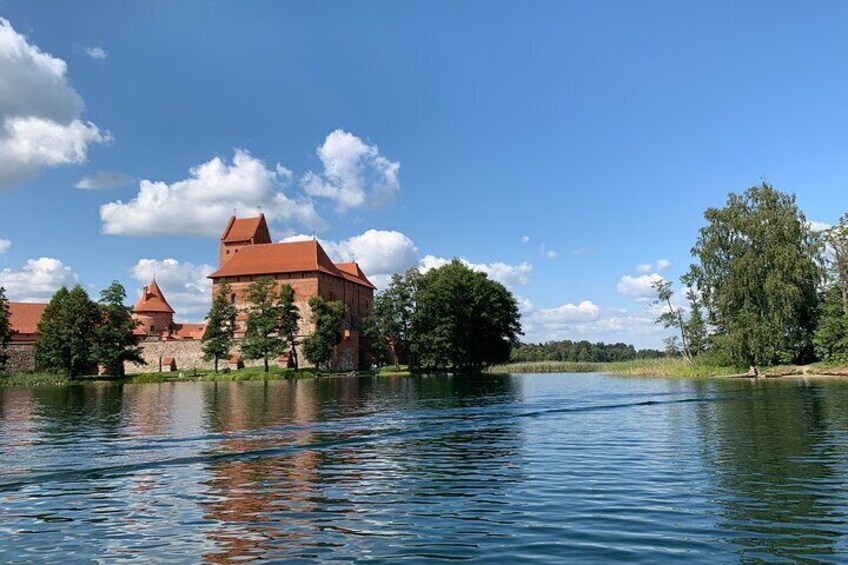 Tour out of Vilnius: Paneriai holocaust park, Trakai, Kaunas