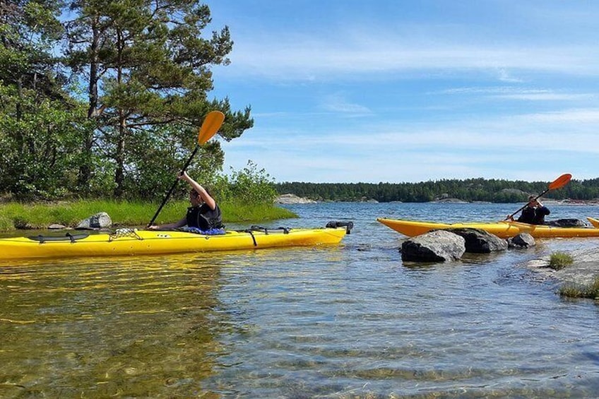 Paddle through shallows