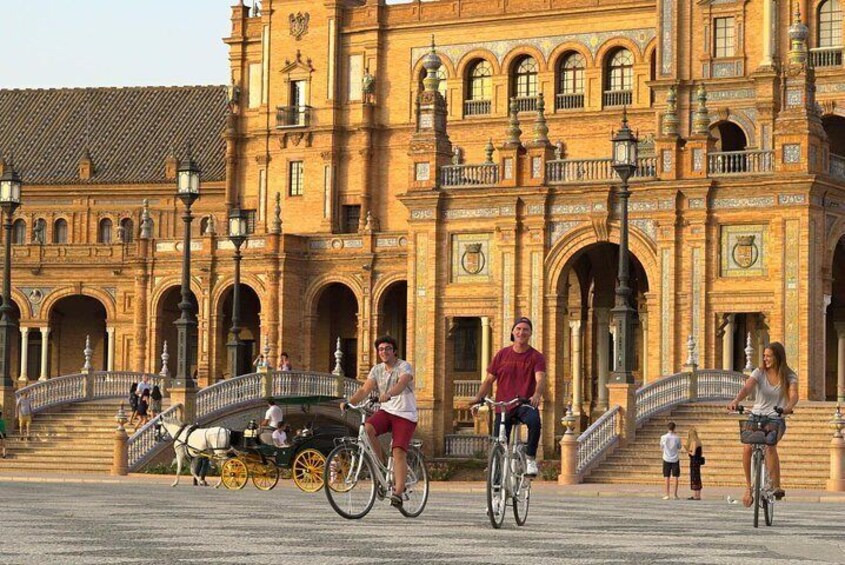 Sunset Guided Bike Tour in Seville