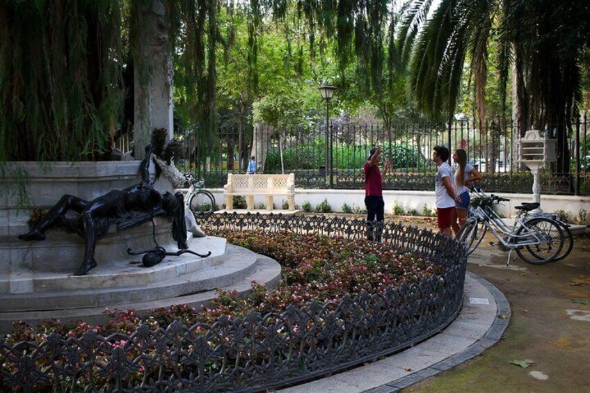 Sunset Guided Bike Tour in Seville