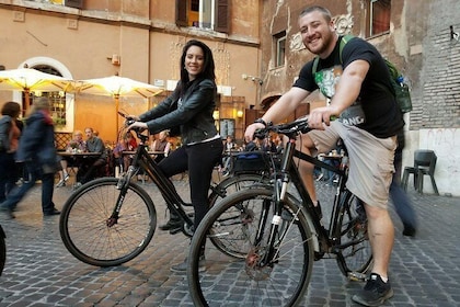 Rome by Night Ebike Tour with Aperitivo Dinner