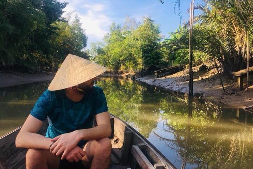 The hidden Fabulous Floating Market and small canal (Non-tourist small canal)