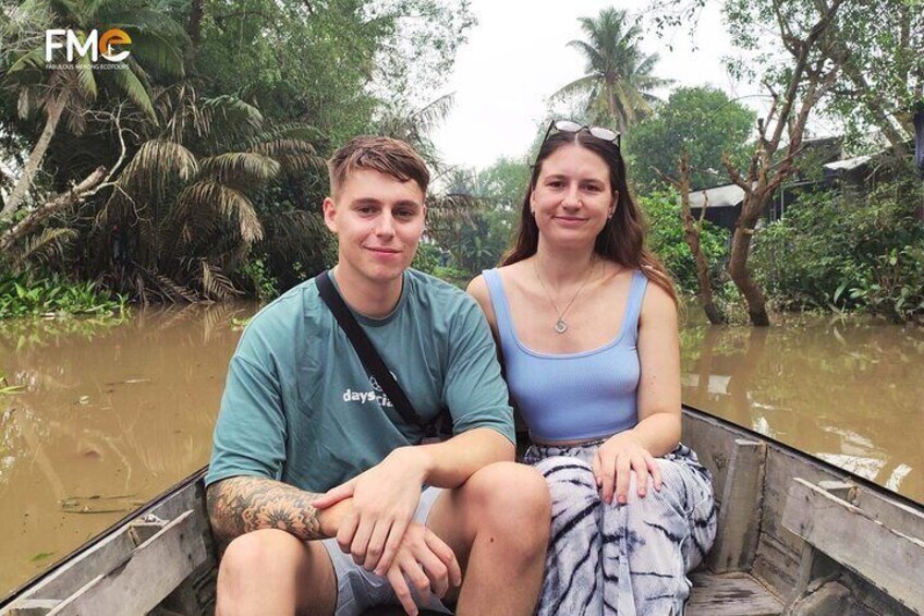 The hidden Fabulous Floating Market and small canal (Non-tourist small canal)