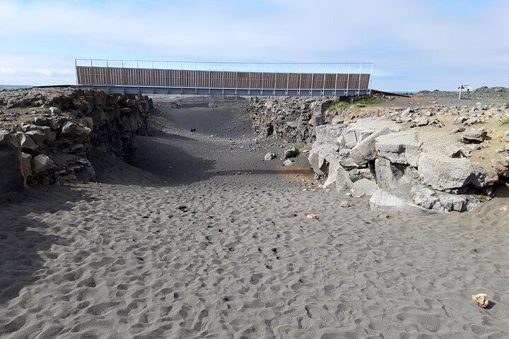 Lava, Craters & Hot Springs Private Tour from Reykjavik