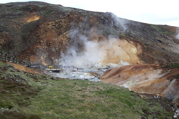 Lava, Craters & Hot Springs Private Tour from Reykjavik