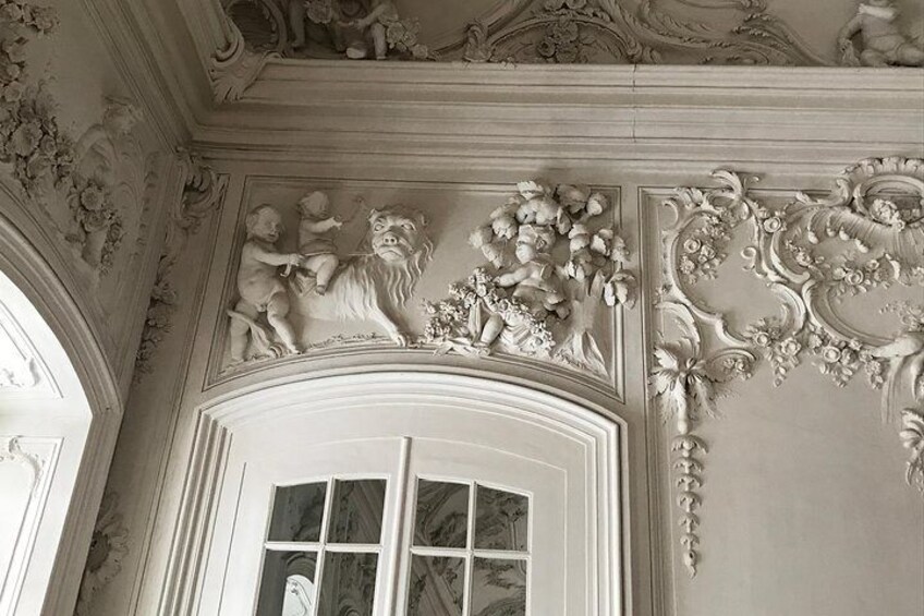 Sculptures in Rundale palace
