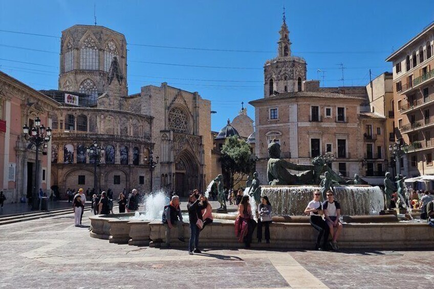 Valencia Private Walking Tour with Official Valencian Guide