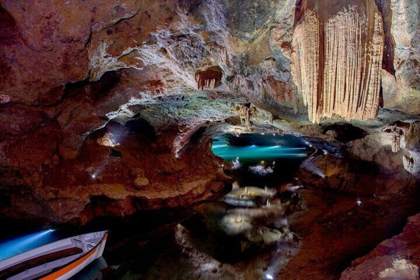 Excursion to Cuevas de San José