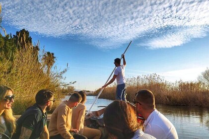 Excursión al Parque Natural de la Albufera con paseo en barco desde Valenci...