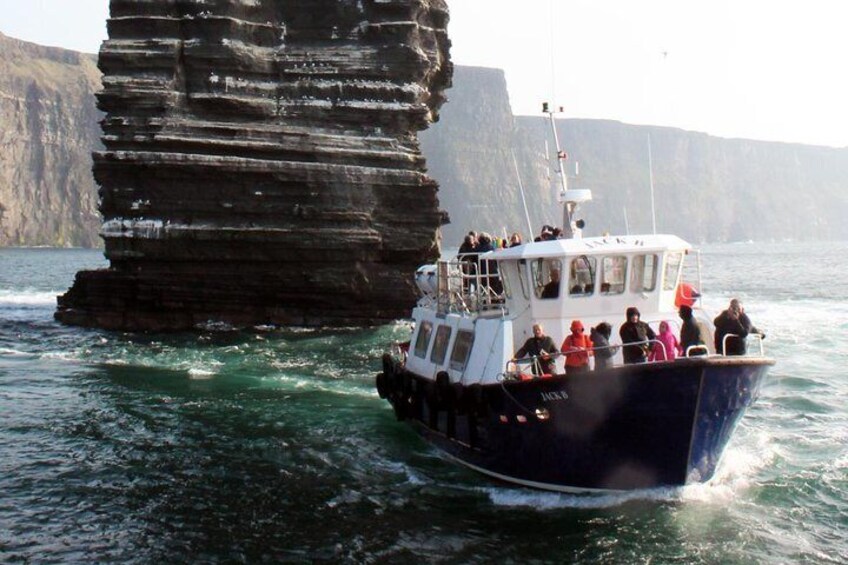 Cruise beneath the Cliffs of Moher