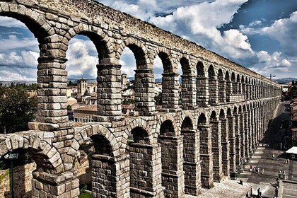 Private 5-hour Tour to Segovia from Madrid with hotel pick up