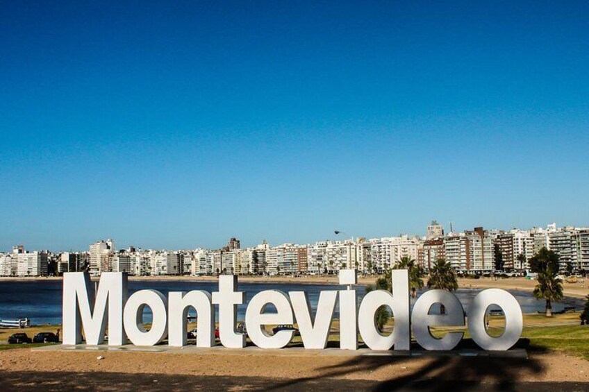 Half-day Regular City Tour at Montevideo 