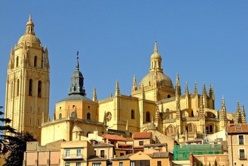 Full Day Tour to Toledo & Segovia