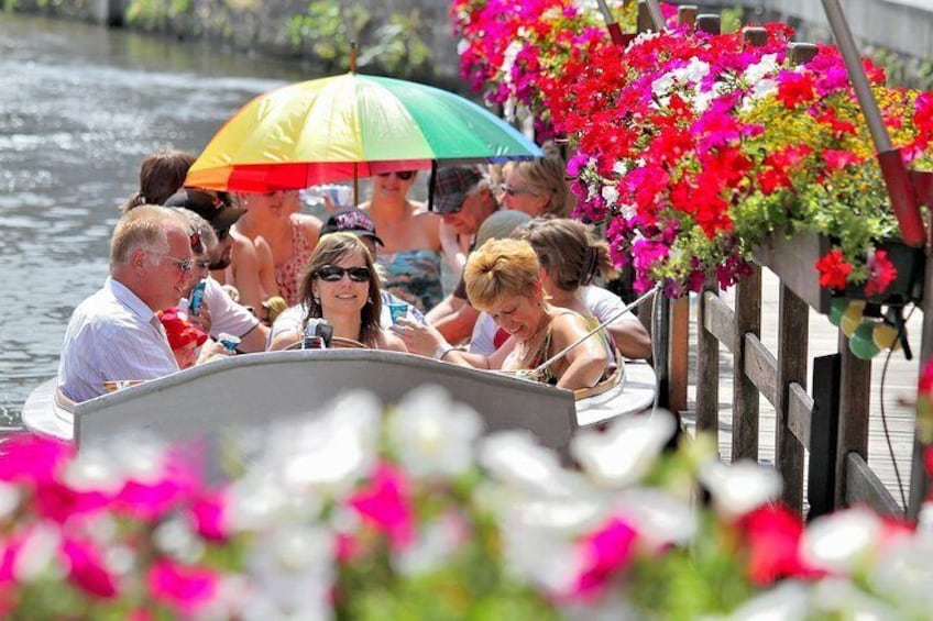 Guided boat trip in medieval Ghent