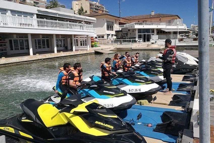 Show item 2 of 4. Alquiler Motos de Agua Torrevieja