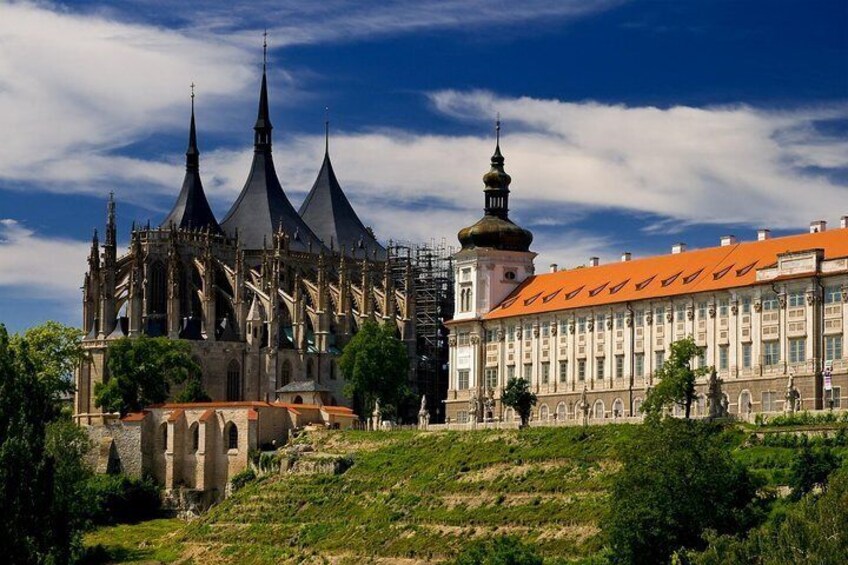 The cathedral of St.Barbara + National archive / Central Bohemian gallery in the building of ex-Jesuit college