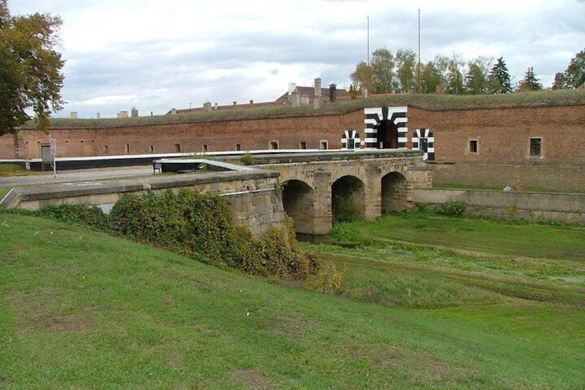 Private Tour: Terezin Half-Day Tour from Prague