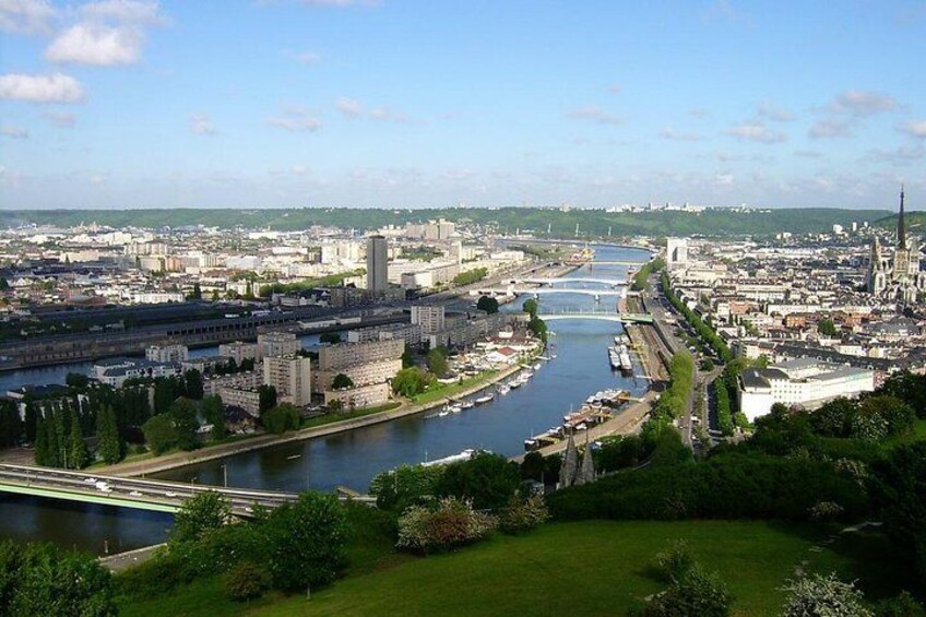 Hang out with locals in Rouen