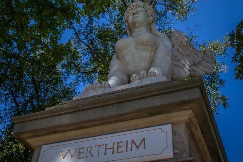 Amsterdam's Jewish Quarter Small-Group Walking Tour