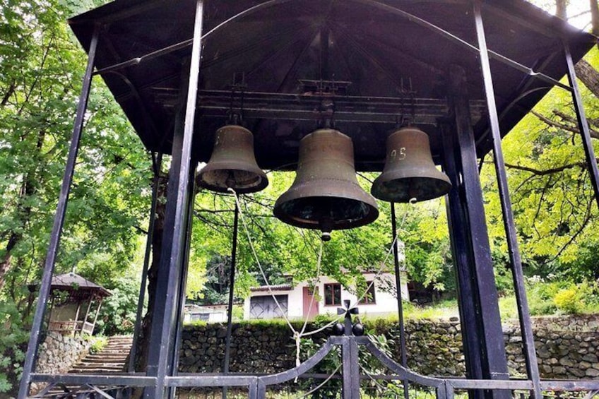 Private Vitosha Mountains Hiking with Black peak & Dragalevtsi Monastery