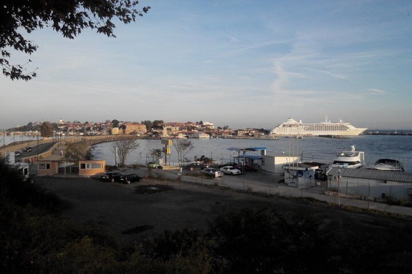 4-hour Boat Trip with Fishing, Lunch and Unlimited Drinks in Nessebar