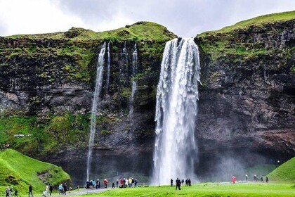 Luxury 6-Day Private Tour of ICELAND