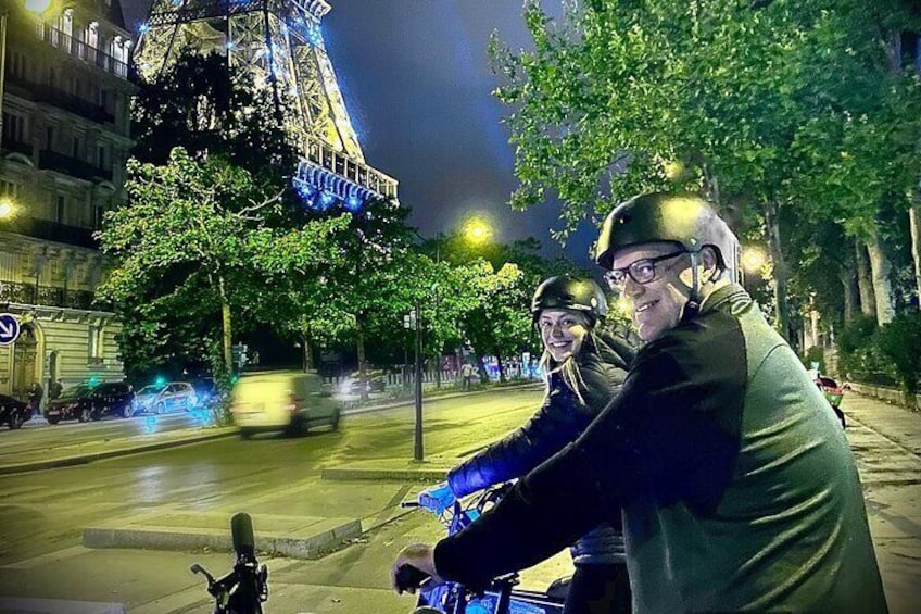 Night Tour of Paris in Electric Bike