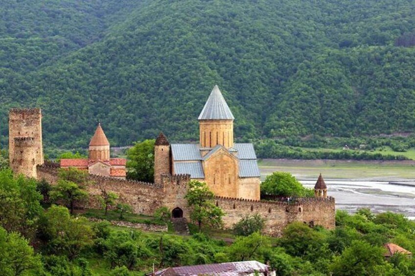Kazbegi-Gudauri-Ananuri -Jvari monastery from Tbilisi