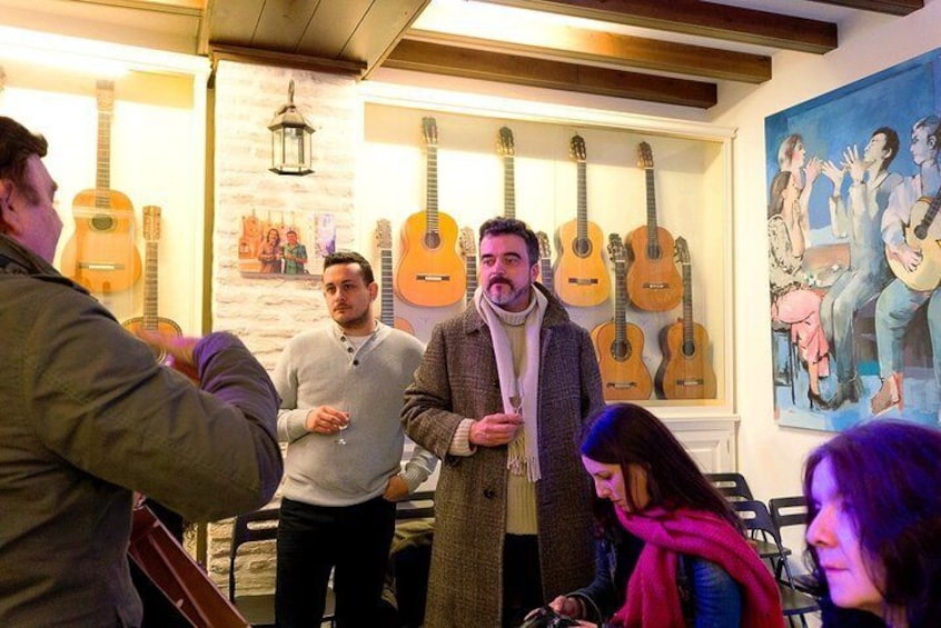 Flamenco Walking Tour in Seville with Show and Wine or Tapas