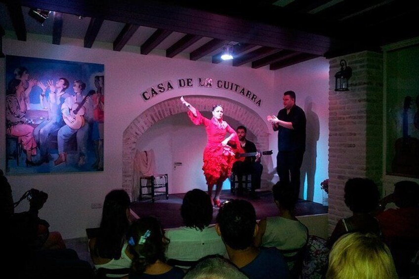 Flamenco Walking Tour in Seville with Show and Wine or Tapas