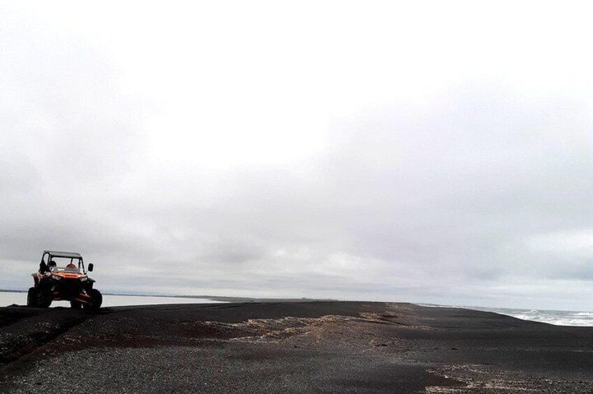 2 hour black sand beach tour 7
