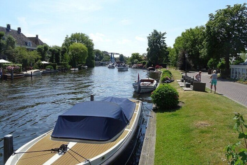 Private Windmill Tour by boat @ Holland's most stunning river 