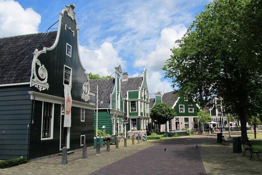 Zaanse Schans street