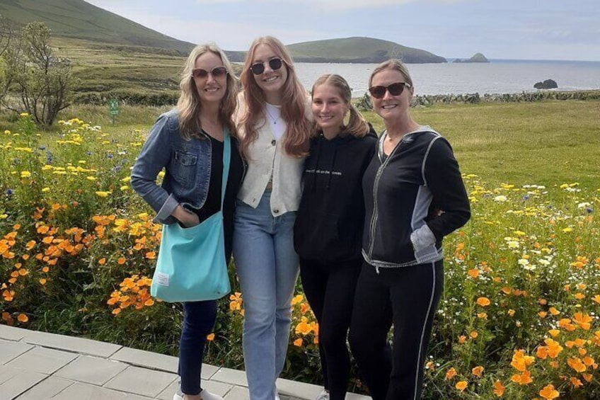 Four Lovely Ladies on Tour