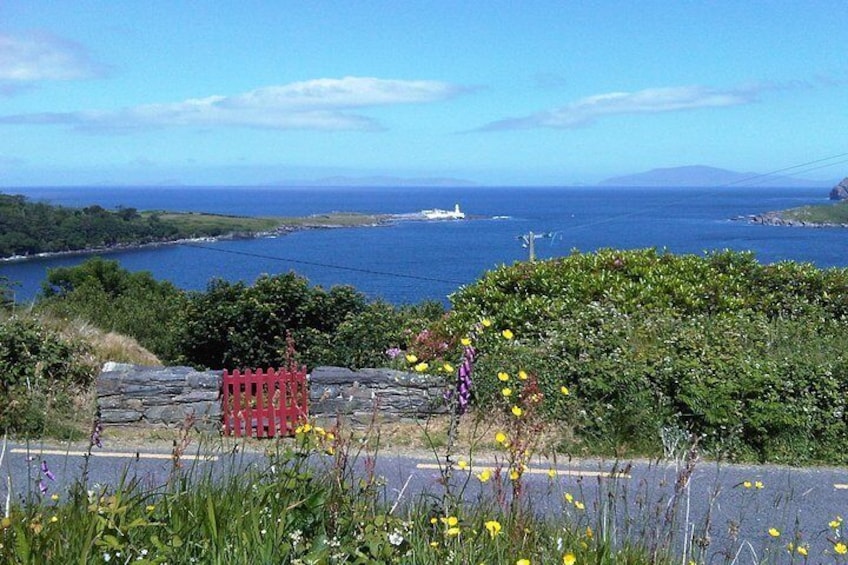Valentia Lighthouse from Main Road