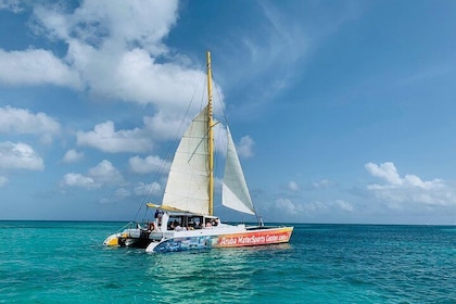 Zeiltocht Aruba op catamaran Arusun, met snorkelen