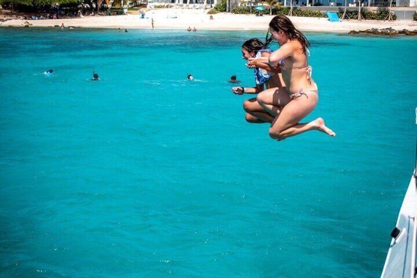 Arusun Catamaran Sail with Snorkeling in Aruba