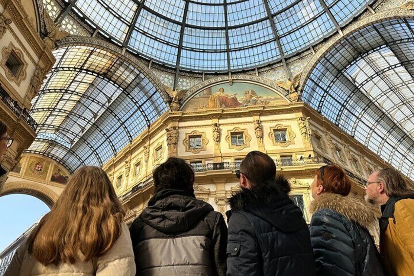 Delicious Milan Street Food Tour Tasting and Sightseeing with Local Guide