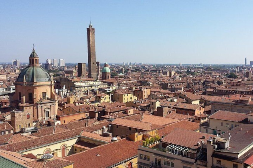 Bologna Private Walking Tour with Professional Guide