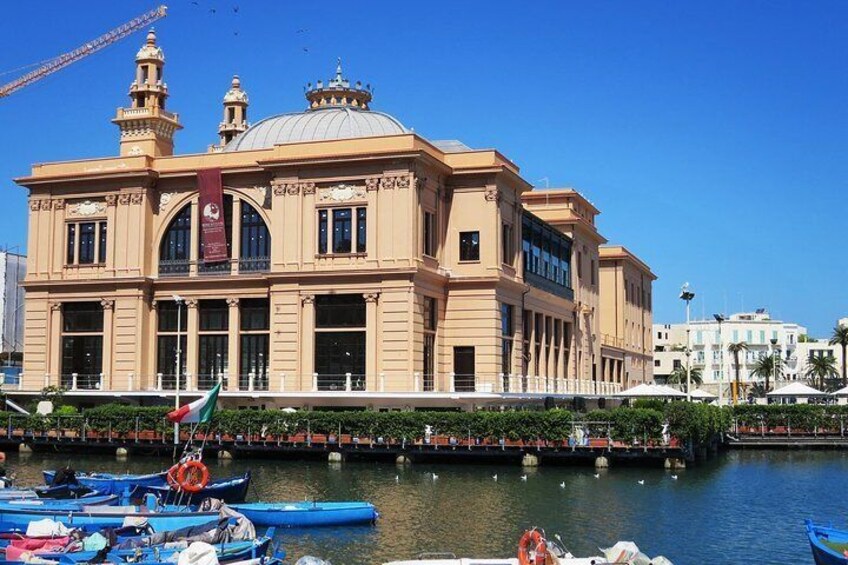 Bari Private Walking Tour with Professional Guide