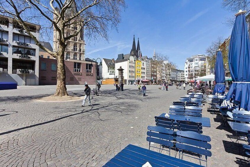 Cologne Walking tour with a visit to world famous Cathedral